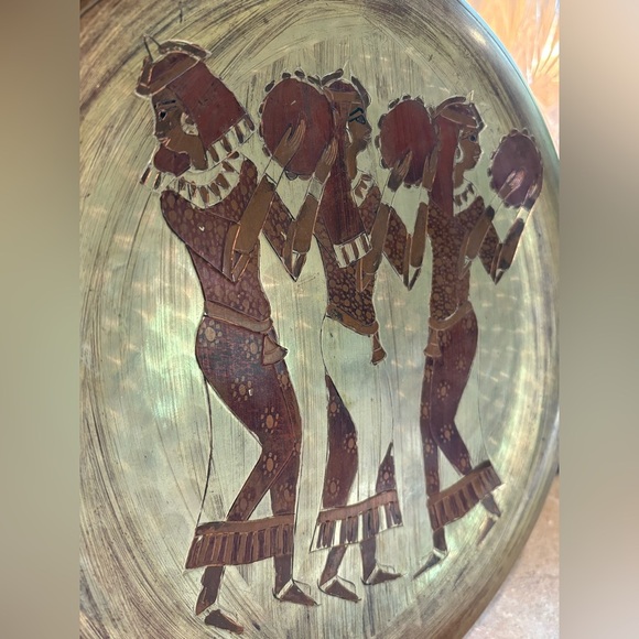 Vintage Hand Etched Copper Wall Hanging Plate Egyptian Harem Women 12” Round - Picture 2 of 7